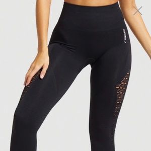 Gymshark ENERGY+ SEAMLESS LEGGINGS in Black - XS